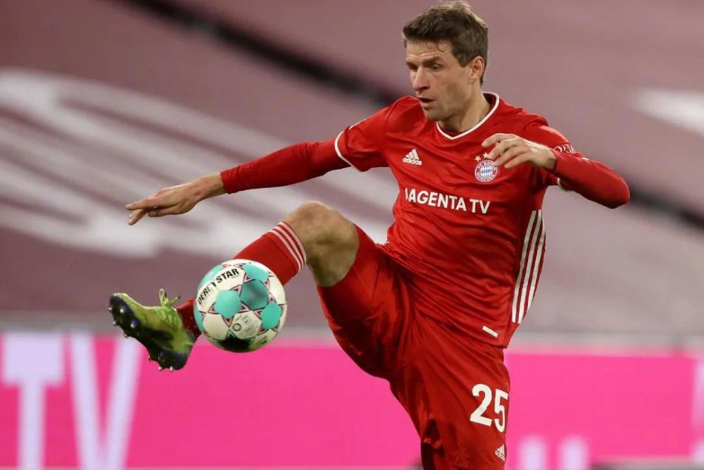 Ming在拜仁比赛中最后时刻胜出，持续失利引发热议！气势如虹延续(拜仁01维拉遭遇赛季首败)-九游体育下载