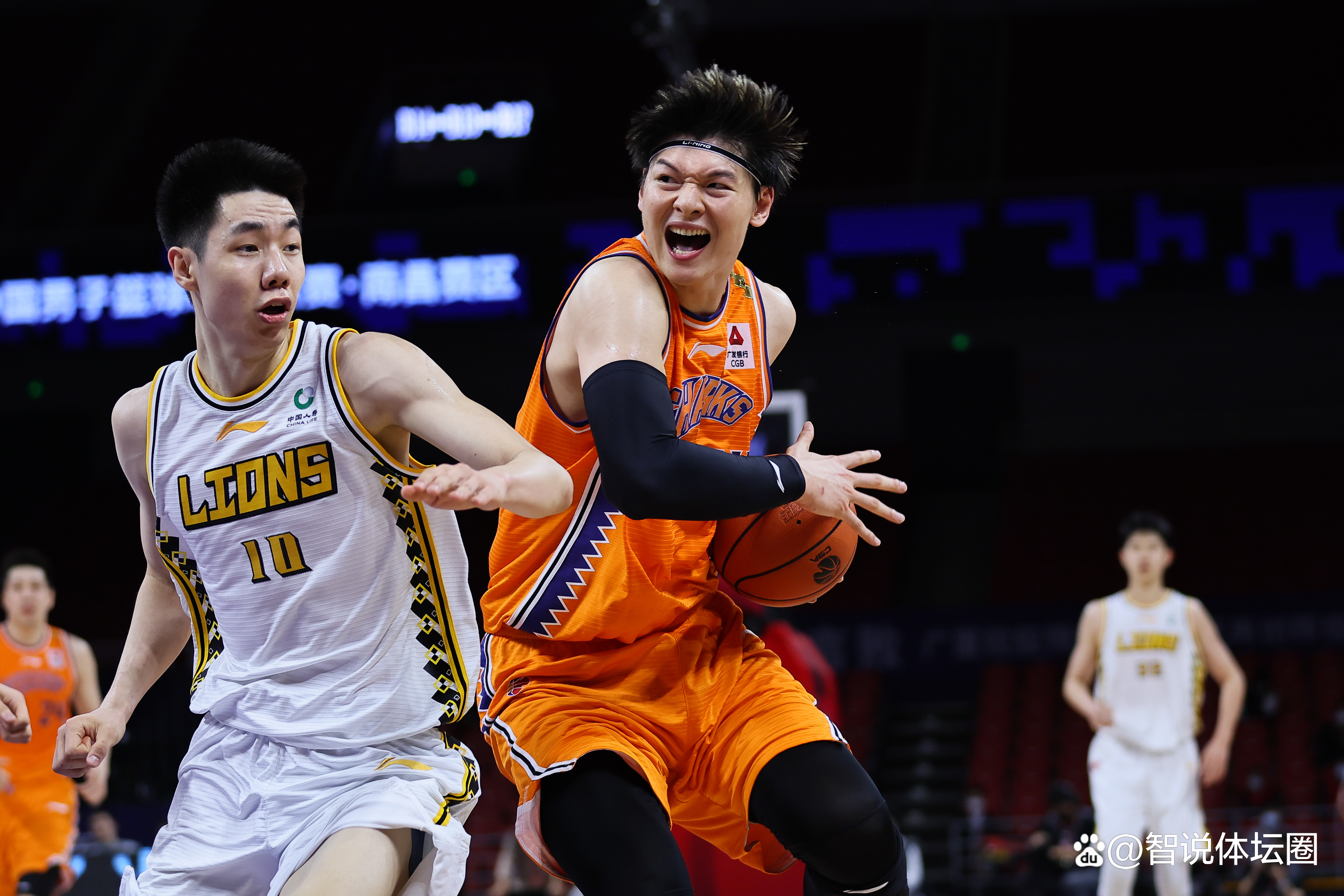 冲刺阶段突围战来临；曼城围绕CBA常规赛官宣签约；球迷炸锅；心理建设被强调的简单介绍-九游体育