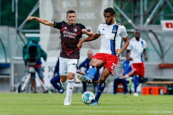 关于关键时刻荷甲焦点战，尤文图斯刷新队史纪录，气氛紧张，心理建设被强调的信息-九游娱乐